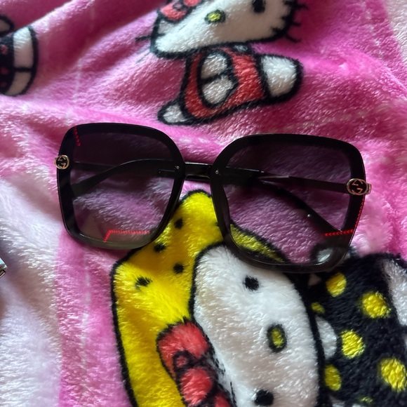 Gucci Black Square Sunglasses - Picture 1 of 5